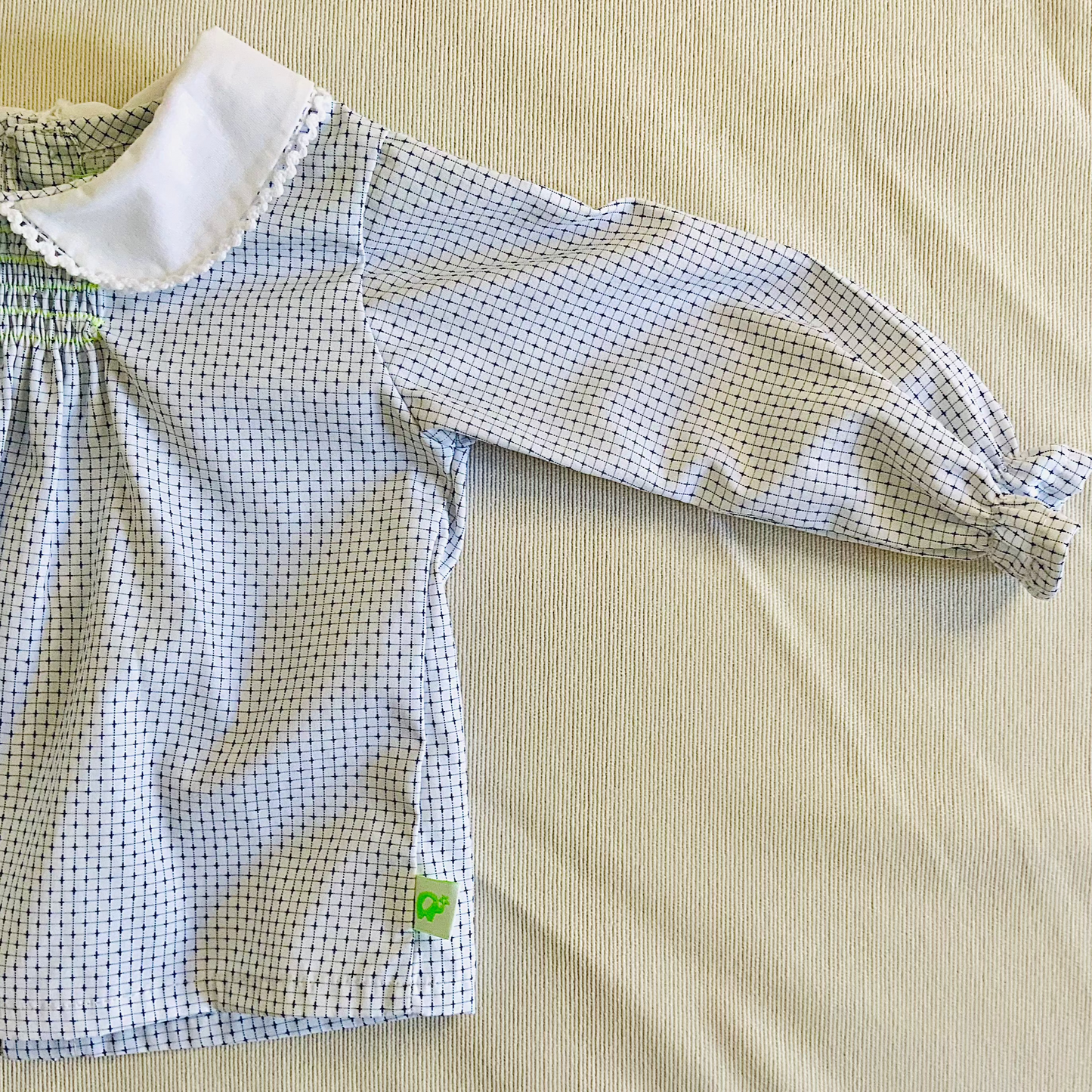Blusa bebe con arriccio