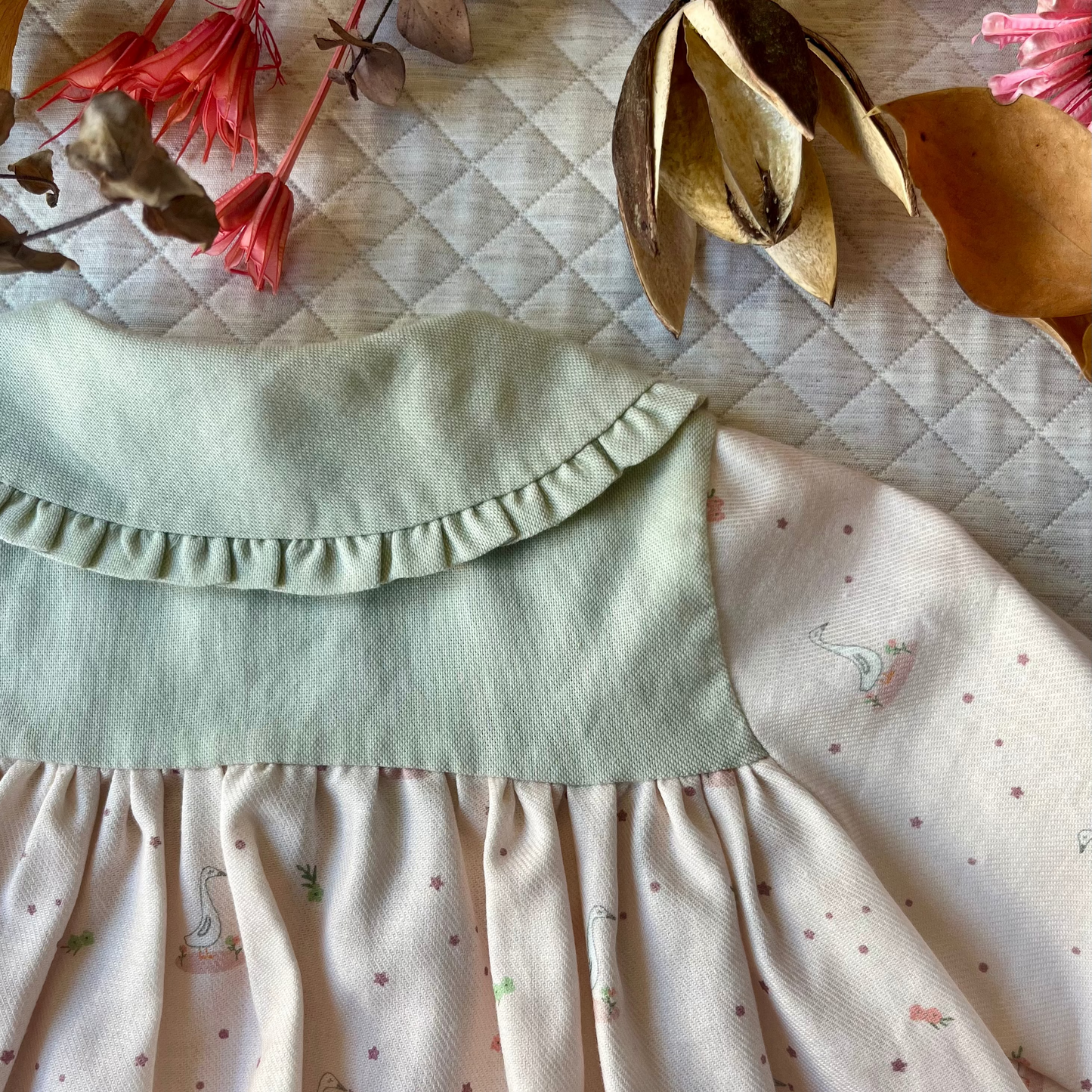 Blusa_bambina_mutande_in_cotone_stampato_dietro