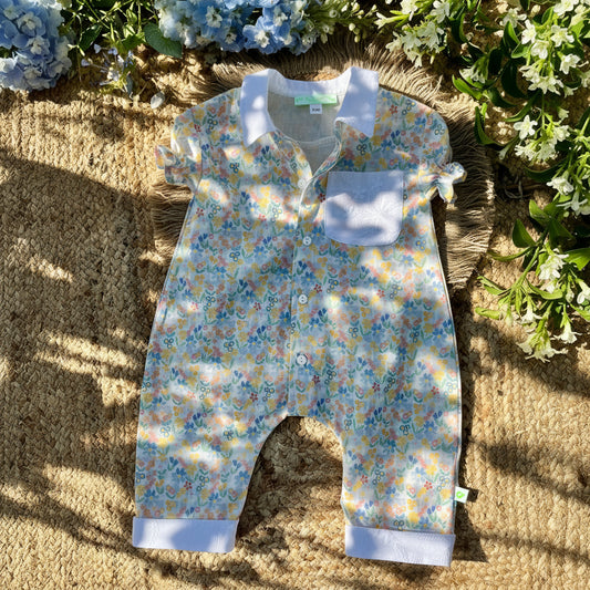 Tuta bambina in cotone Vichy stampato con inserti in batista ricamata
