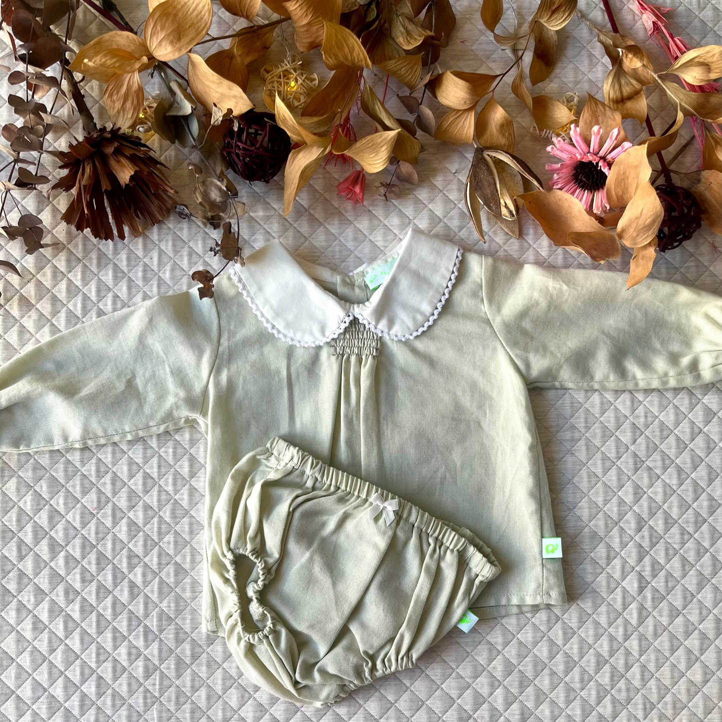 completo_blusa_punto_smock_mutanda_cotone_verde