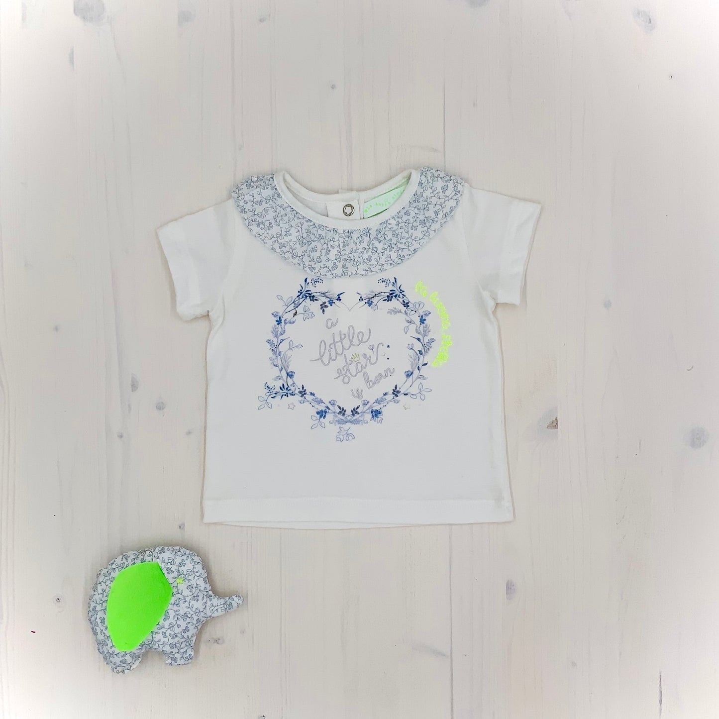 T-shirt in cotone organico con volant- Simona